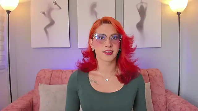 Snapshot of Juliana_Saenzz chatting on September 16, 1:23 pm Juliana Saenzz online show from September 16, 1:23 pm