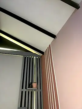 Victoria-And1 online show from December 5, 1:58 am