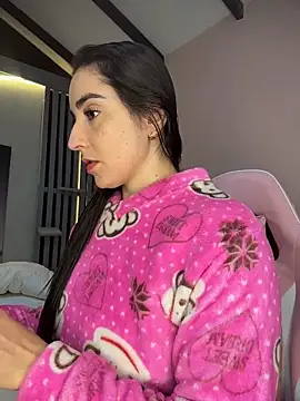 Victoria-And1 online show from April 22, 11:50 pm