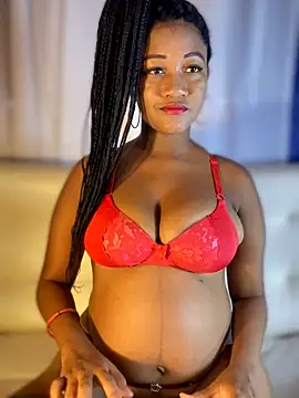 Snapshot of AleezaFrench chatting on May 9, 1:05 pm AleezaFrench online show from May 9, 1:05 pm