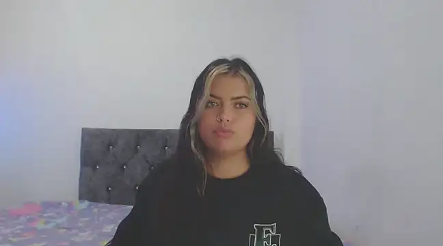 sweetkitty 16 online show from February 26, 4:47 am