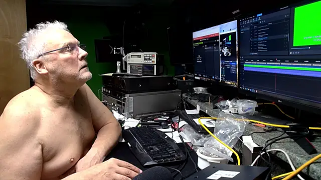 ButtCrackShowing-OOPS online show from April 24, 2:14 am