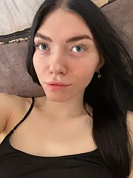 Lisaaa Alisa online show from February 11, 7:12 am