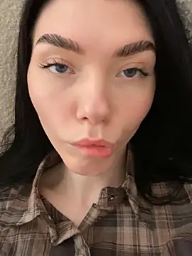 Lisaaa Alisa online show from March 17, 7:57 am