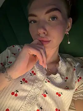 Lisaaa Alisa online show from April 25, 2:03 pm