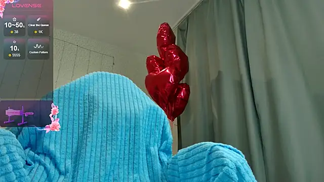 oliviiaa online show from March 17, 12:37 am