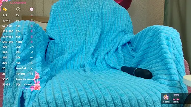 oliviiaa online show from April 21, 11:18 pm