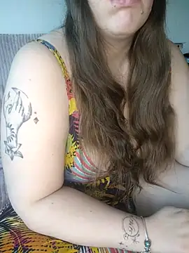 FrancaiseLynne online show from March 21, 5:56 pm