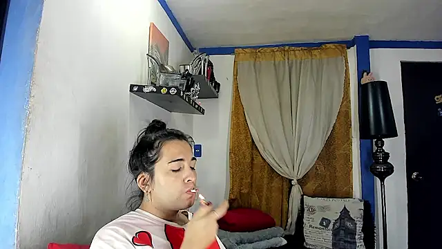 SARAMISHA online show from June 8, 1:33 pm