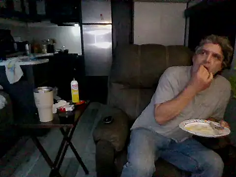 lateniter online show from January 7, 1:41 am