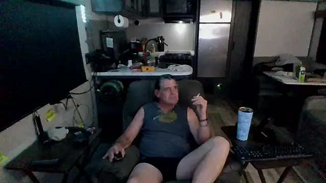 lateniter online show from April 22, 5:32 am