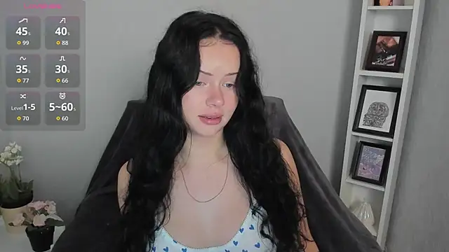 Lori  Hell online show from June 16, 3:09 am