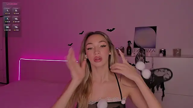 bailey kat online show from October 31, 6:42 pm