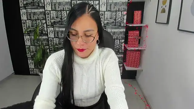 Snapshot of Agata-Moon chatting on January 4, 4:22 pm Agata-Moon online show from January 4, 4:22 pm