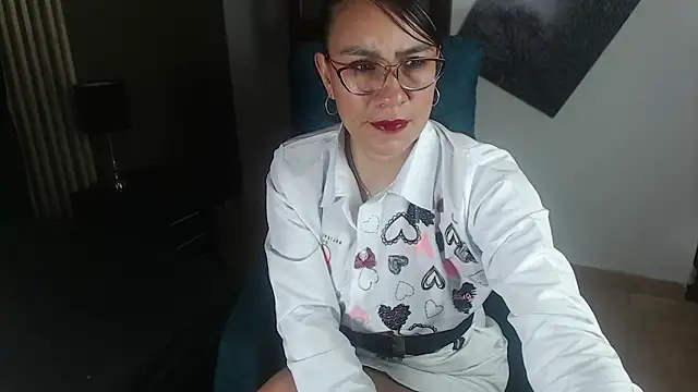 Snapshot of Agata-Moon chatting on February 6, 1:54 pm Agata-Moon online show from February 6, 1:54 pm