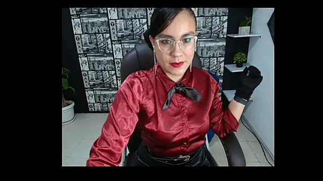 Snapshot of Agata-Moon chatting on October 19, 2:18 pm Agata-Moon online show from October 19, 2:18 pm