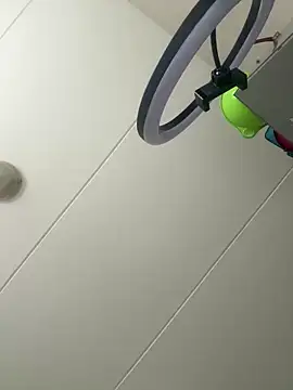 officialkhakes za online show from April 2, 2:26 pm