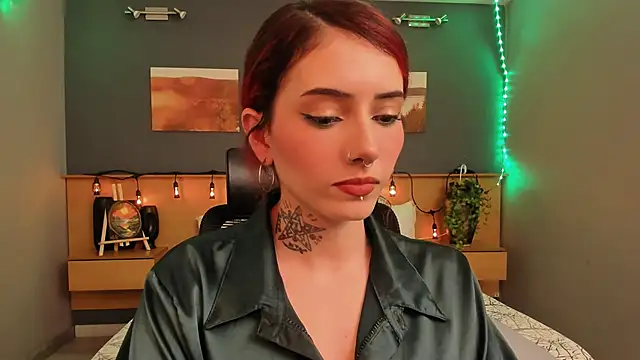 LiliJones  online show from January 16, 8:14 pm