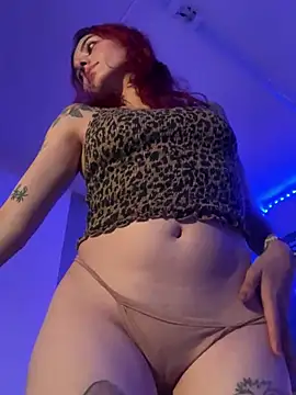 LiliJones  online show from January 30, 8:10 pm