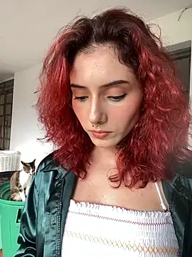 LiliJones  online show from January 31, 4:17 pm