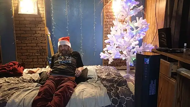 Snapshot of PropertyAndBiker chatting on December 12, 2:48 am PropertyAndBiker online show from December 12, 2:48 am