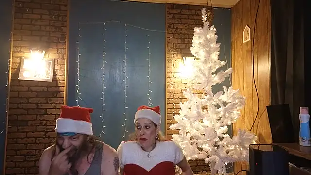 Snapshot of PropertyAndBiker chatting on December 19, 2:23 am PropertyAndBiker online show from December 19, 2:23 am