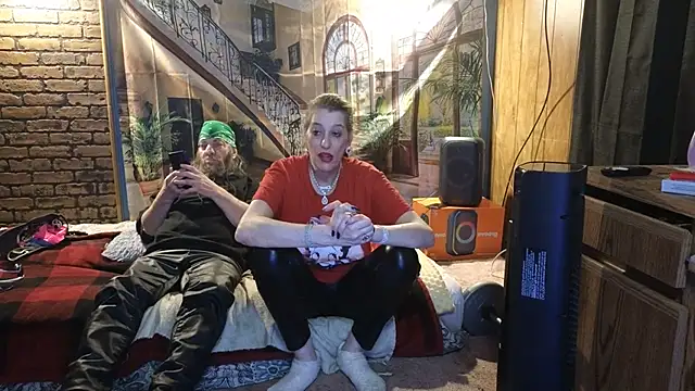 Snapshot of PropertyAndBiker chatting on January 17, 2:08 am PropertyAndBiker online show from January 17, 2:08 am