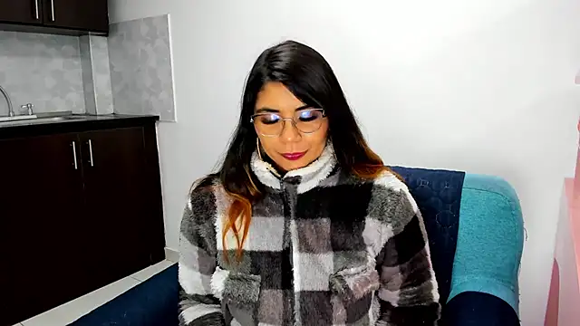 Snapshot of Luna_Dumont chatting on February 18, 11:22 am Luna Dumont online show from February 18, 11:22 am