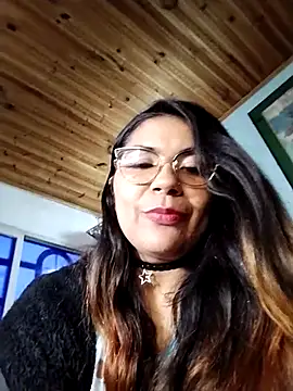 Snapshot of Luna_Dumont chatting on February 25, 11:08 am Luna Dumont online show from February 25, 11:08 am