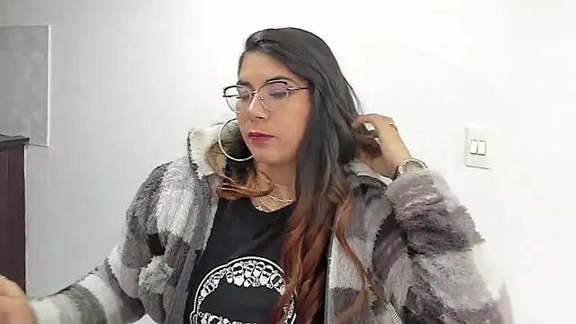 Snapshot of Luna_Dumont chatting on March 14, 11:34 am Luna Dumont online show from March 14, 11:34 am