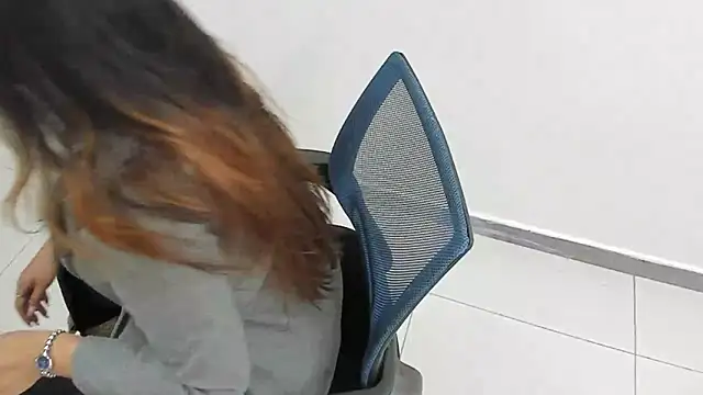 Snapshot of Luna_Dumont chatting on March 17, 11:21 am Luna Dumont online show from March 17, 11:21 am