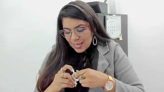 Snapshot of Luna_Dumont chatting on September 15, 11:10 am Luna Dumont online show from September 15, 11:10 am