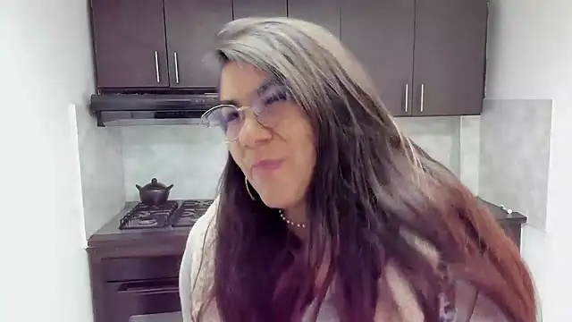 Snapshot of Luna_Dumont chatting on September 16, 11:11 am Luna Dumont online show from September 16, 11:11 am