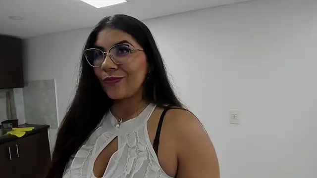 Snapshot of Luna_Dumont chatting on October 3, 11:18 am Luna Dumont online show from October 3, 11:18 am