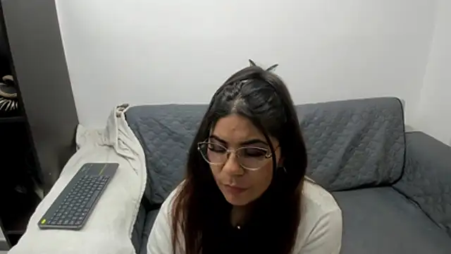 Snapshot of Luna_Dumont chatting on November 22, 11:09 am Luna Dumont online show from November 22, 11:09 am