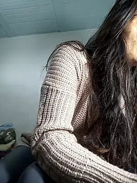 Snapshot of Luna_Dumont chatting on May 31, 11:06 am Luna Dumont online show from May 31, 11:06 am