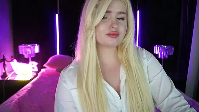 CocoSecretss online show from December 17, 10:44 am