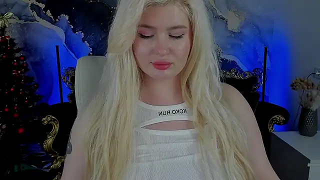 CocoSecretss online show from December 21, 11:01 am