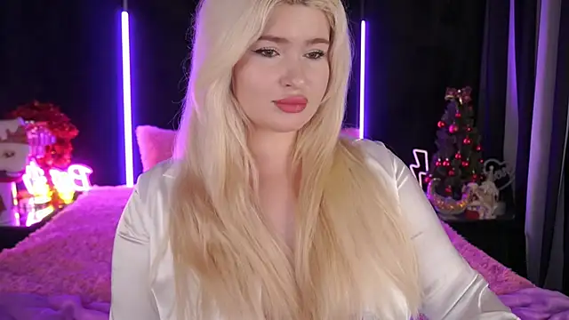 CocoSecretss online show from January 2, 7:44 am