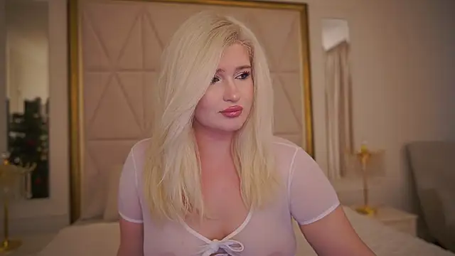 CocoSecretss online show from January 15, 2:21 pm