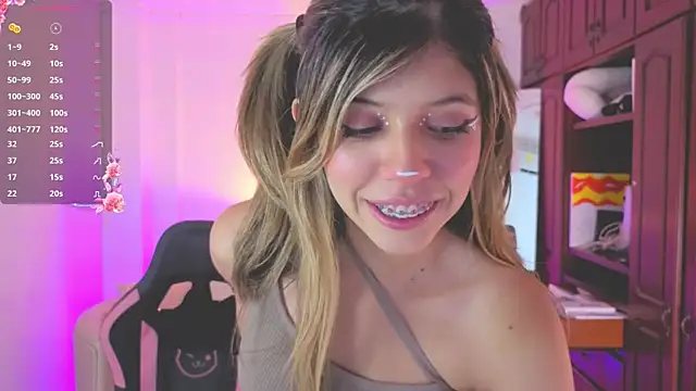 NATAASHA    online show from September 22, 4:03 am