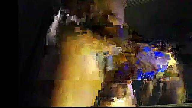Snapshot of MrBigDiQ1 chatting on July 12, 5:42 am MrBigDiQ1 online show from July 12, 5:42 am