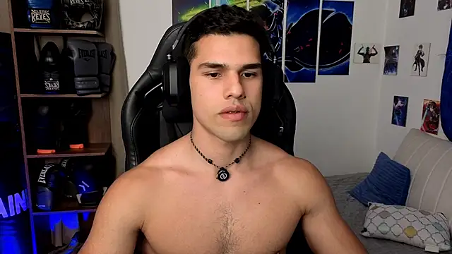 Snapshot of JacobKirito chatting on December 4, 2:54 am JacobKirito online show from December 4, 2:54 am