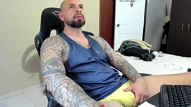 Snapshot of SebaxttianCock chatting on November 26, 9:16 pm SebaxttianCock online show from November 26, 9:16 pm