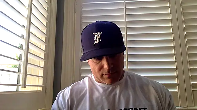 Bad daddy21 online show from September 22, 6:21 pm