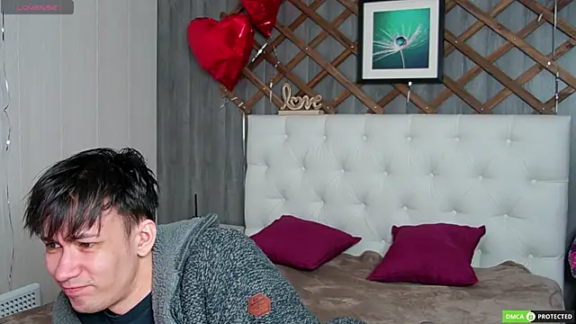 CalvinOwens online show from March 8, 6:43 am