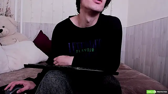 CalvinOwens online show from October 6, 3:15 am