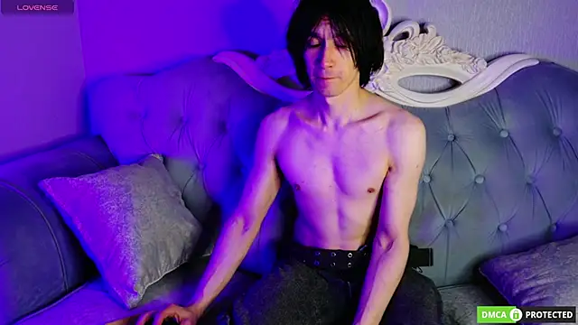 CalvinOwens online show from April 21, 6:34 pm