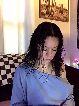 SidneyRaee online show from November 12, 5:13 pm