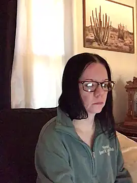 SidneyRaee online show from March 19, 3:05 pm